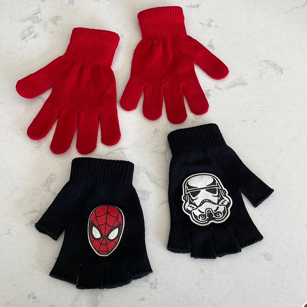 Kids Miss Match Layer Gloves - 4-16 Size